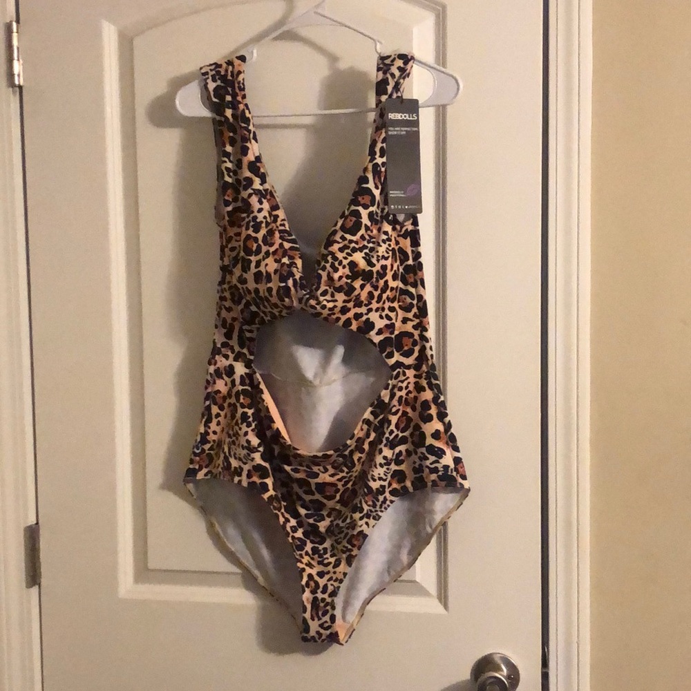 Sexy leopard one piece swimsuit.